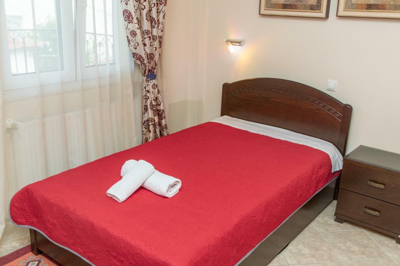 Guesthouse Nefeli 里托楚伦 外观 照片